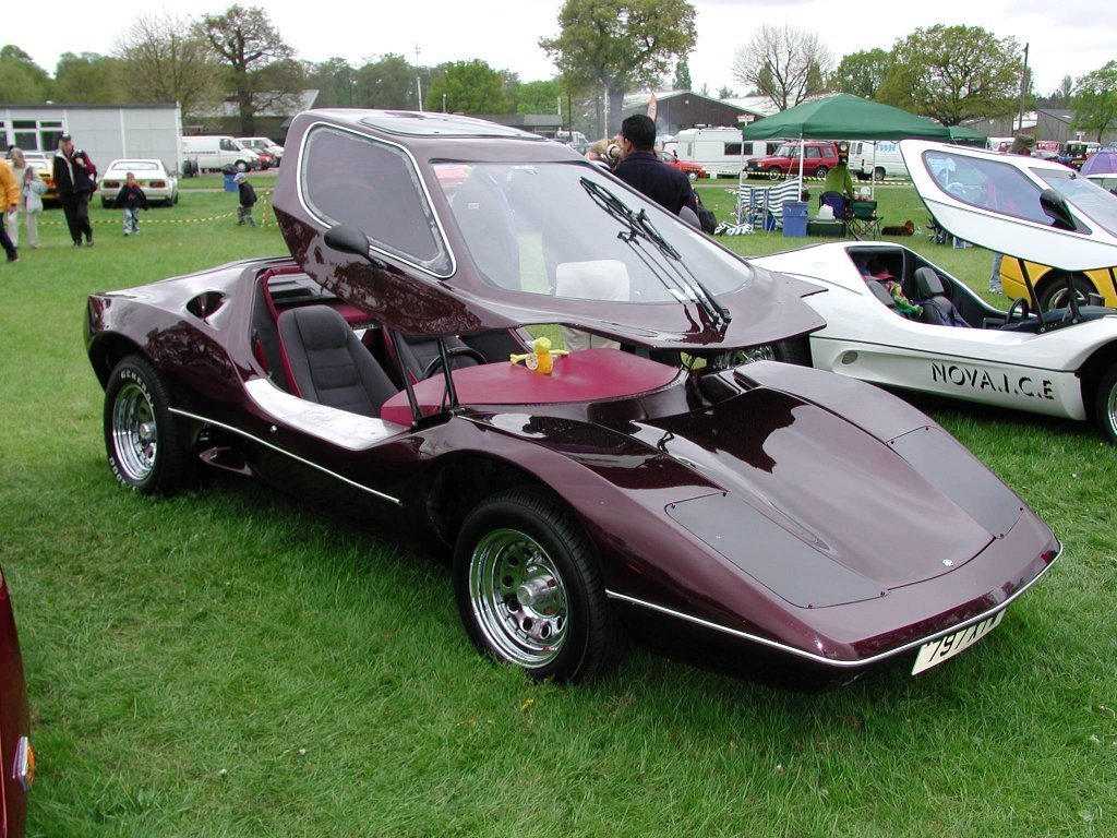 Nova car